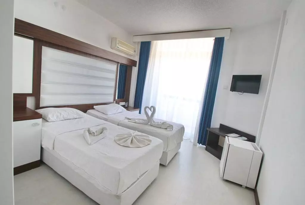 hotel asena kusadasi_shabavizparvaz_08.jpg